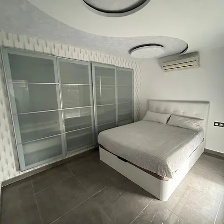 Casa Luque 2 Holiday home Malaga